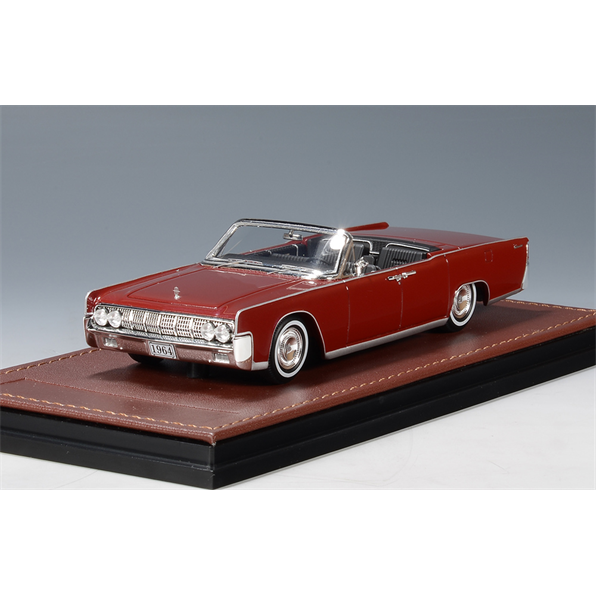 Lincoln Continental Fiesta Red Convertible Open Roof 1964