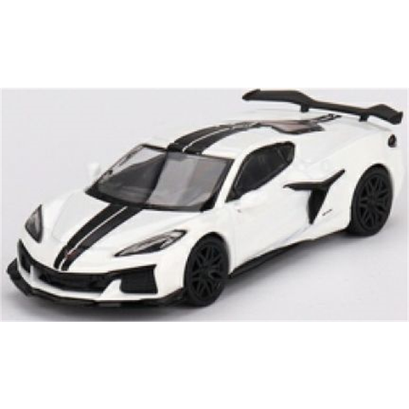 Chevrolet Corvette Z06 2023 Arctic White (LHD)